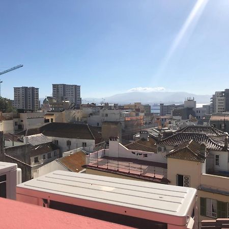 Moda Gibraltar - Central Location 外观 照片